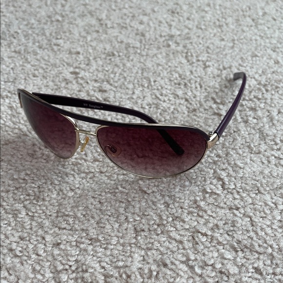 None Accessories - Chic Purple Sunglasses with Gold Trim